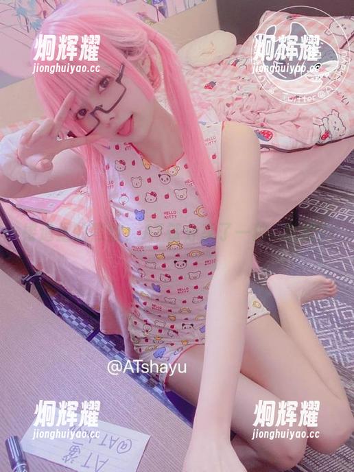 楼道里的黑丝，AT鲨分享了一种...默契？