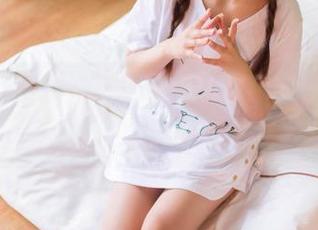 GIRLT果团网 – 通灵儿的粉色宇宙：最新图库让人目不暇接！