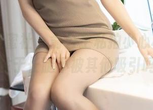 IMiss爱蜜社 – 俞公主私拍小心机，你能专注于长腿不被其他吸引吗？