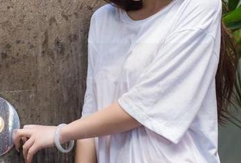 IMiss爱蜜社 – 水手服？我看到的不是海洋，而是黄歆苑的美图壁纸！