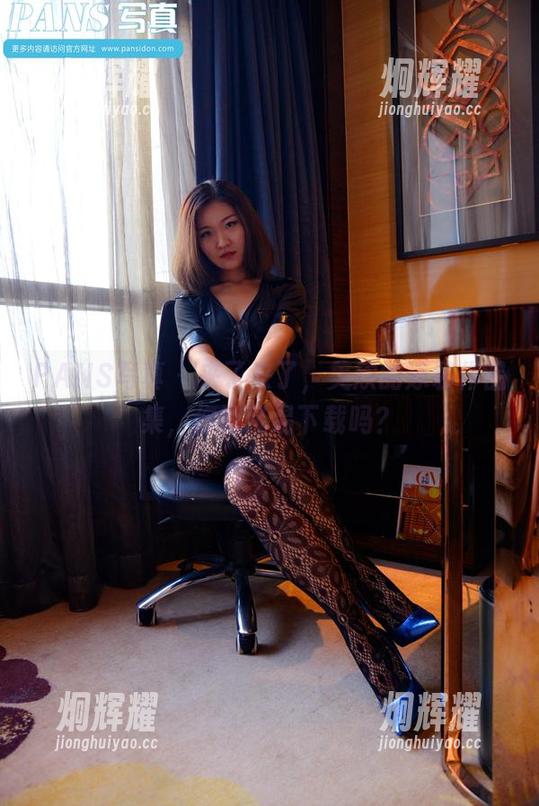 PANS写真-美欣 PANS写真 - 来了来了,美欣的泳装作品集,你敢轻易下载吗?
