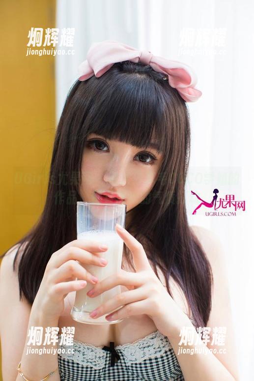 UGirls尤果网 - 每次分享毛COCO学姐的作品，都会被她的气质打动