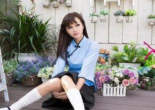 UGirls尤果网 – 赶紧更新壁纸，王语纯的妹妹美图已经上架啦！