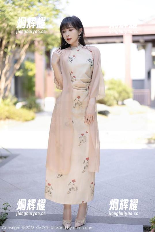 XIAOYU语画界 - 粉色的徐莉芝，有谁能抗拒这福利十足的图片呢～
