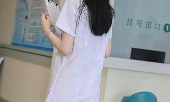 Xiuren秀人网 – 高跟鞋加持下的逆天Milk大萌，无圣光算什么，图包里的姿势更值得一看。