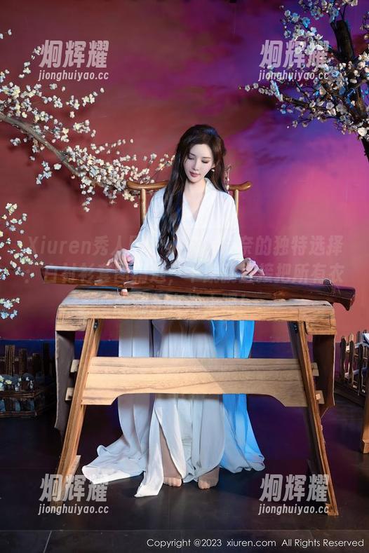 Xiuren秀人网-小魔女奈奈 Xiuren秀人网 - 小魔女奈奈的独特选择:白衬衫套图精选,干脆就直接把所有衣服都扑在地上吧!