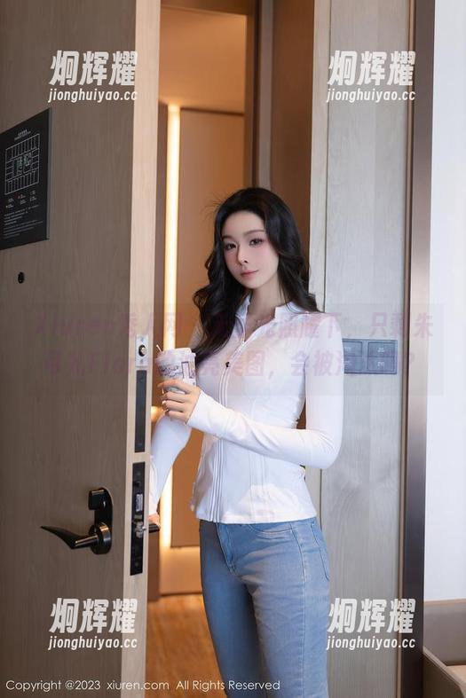 Xiuren秀人网 - 无圣光照耀下，只剩朱可儿Flora的油亮美图，会被淘汰吗？