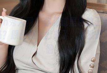 Xiuren秀人网 – 你见过黑色的王馨瑶Yanni吗？原图都放出来了，果然是免费徘徊！