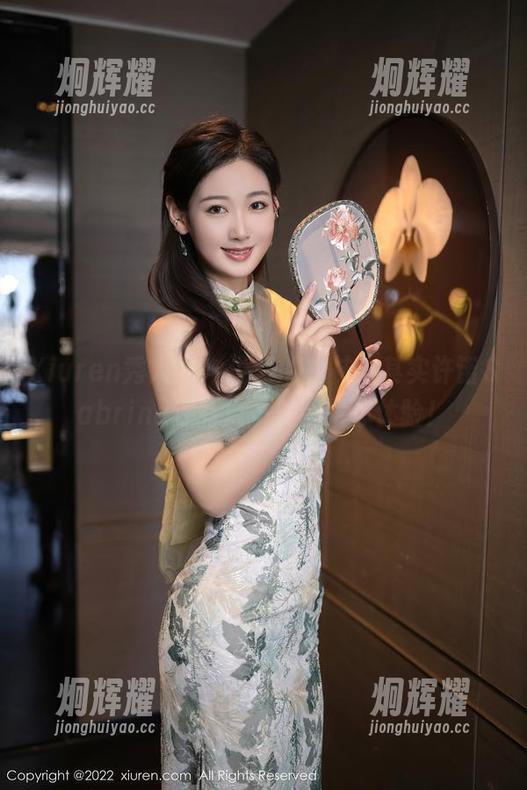 Xiuren秀人网 - 说好的棉袜，其实许诺Sabrina还有更多美图供你体验！