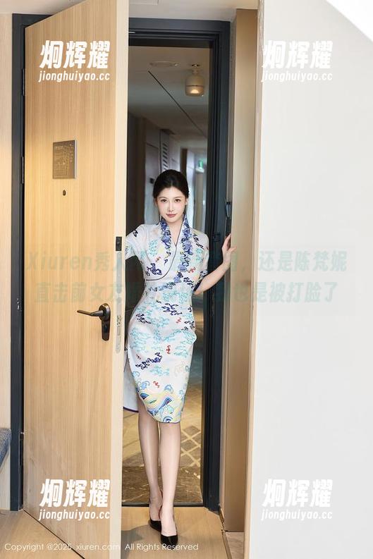 Xiuren秀人网 - 最新套图，还是陈梵妮直击前女友婚礼现场！我也是被打脸了