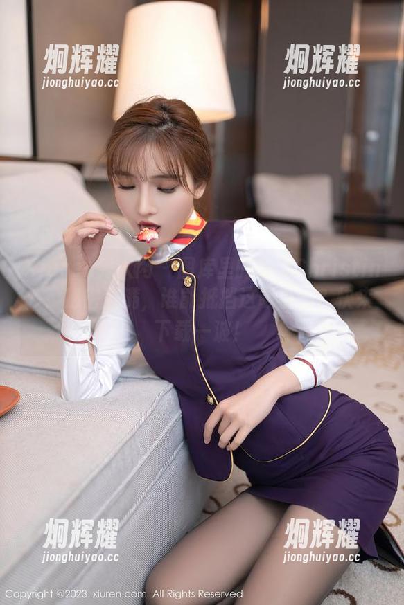 Xiuren秀人网 - 图库里的黄可Christine，秘密满满，谁能抵挡这吸引力？快来下载一波！