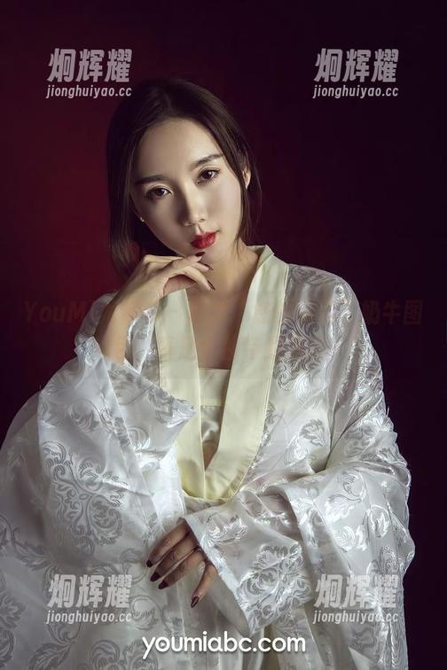 YouMi尤蜜荟 - 高清“您的蛋蛋”奶牛图包，真是个独特的选择!