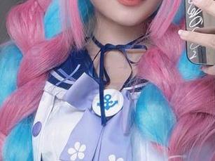 新鲜短裙作品集现身，roroki骷髅姬又在搞事情，真不怕摔吗？