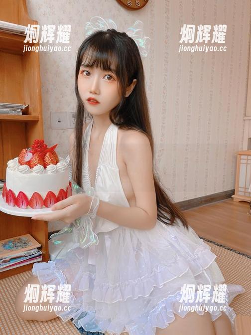 不呆猫的奶油少女写真集，下载之后竟然浮现出奇怪的想法…