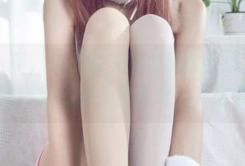 丽柜 – 啊，兔子的灰丝女秘就要来了，这套图肯定耐看，快行动，下载吧！