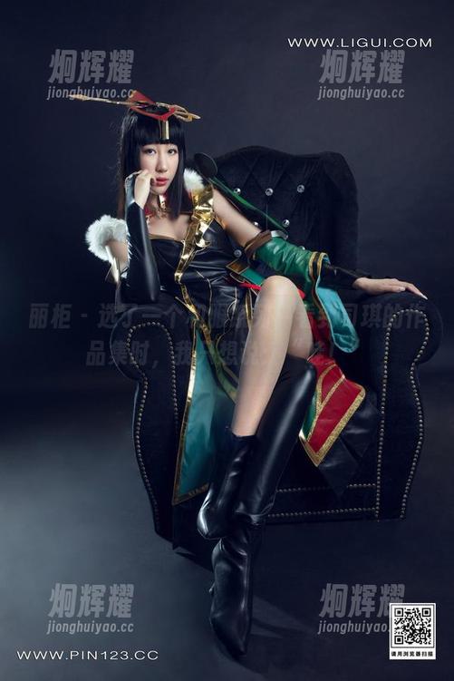 丽柜-司琪 丽柜 - 选了一个和服系列,看到司琪的作品集时,我只想说:“哇!”