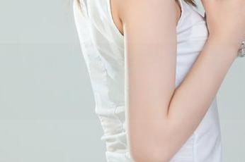 丽柜 – 钟情的全套泳装图集：难道泳衣也能诱惑到你？