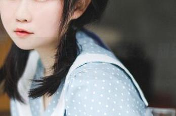 依依超级懒的甜点合集：在线，甜到掉牙。