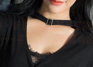 克拉女神 – 听说优秀的蕾丝都被帧数包围——芊芊的高清写真集合