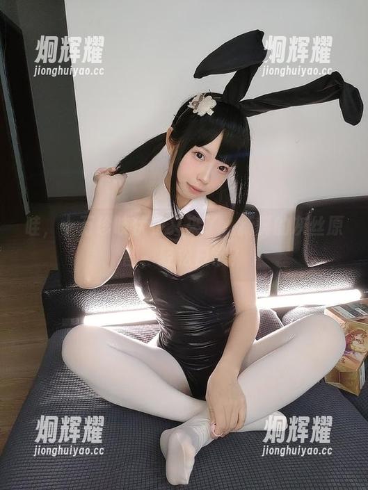 哇，十万珍吱伏特又来了，新鲜的灰丝原图，轻松日常？