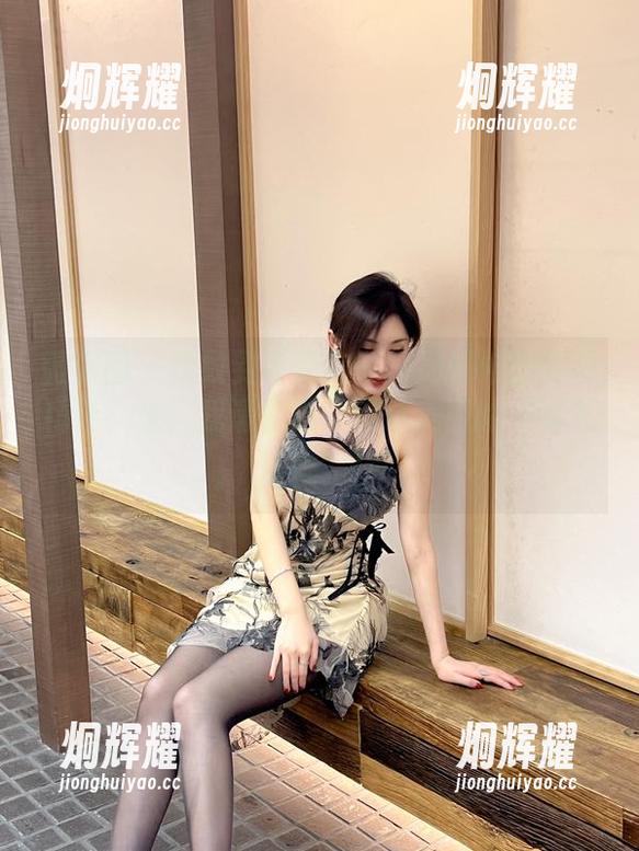 周妍希 微密圈 - 精致到不真实——周妍希的花嫁精选,来,我请你吃一口这美丽的‘婚礼蛋糕’!