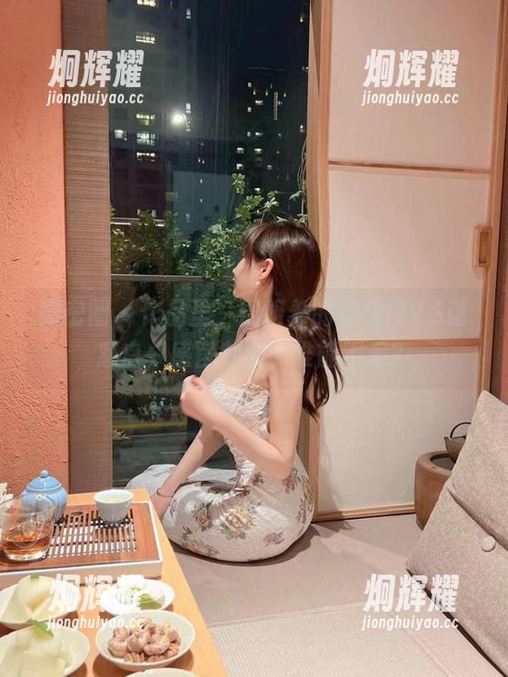 微密圈 - 作品里，周妍希的魔鬼黑VS诱惑白，感官刺激，谁能不爱？
