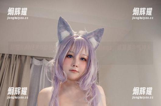 咔喵KANEKO 咔喵KANEKO的奶牛装cosacrossthelens,这算是牛气冲天吗?