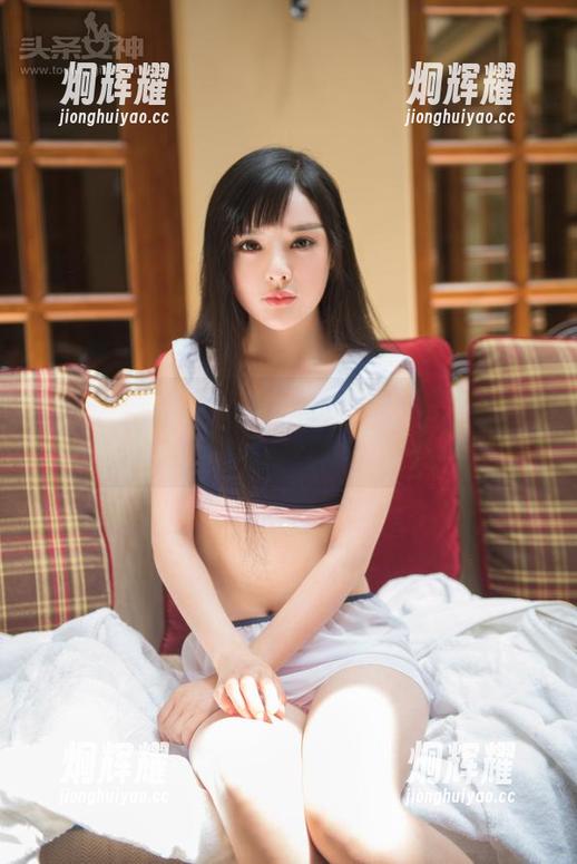 头条女神 - 风格奇特的奶牛写真，王竹的脑洞有多大？
