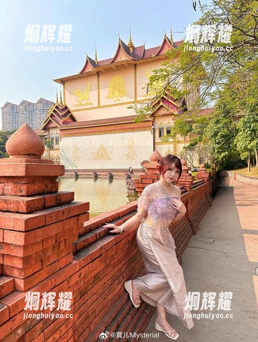 看宝儿mysterial的女友，美得我连壁纸都不想换了！