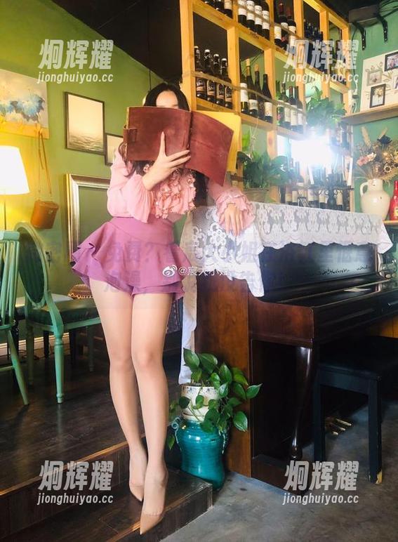 微密圈 - 免费？看宸大小姐在浴缸里惬意泡澡，别说我没告你！