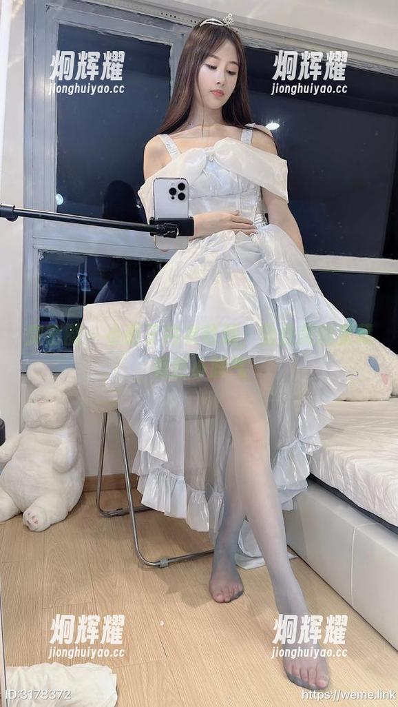微密圈 - 小萌子内衣收藏，免费美图里藏着些小脾气