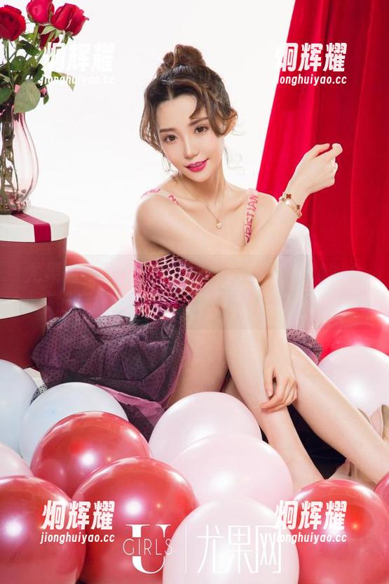 尤果网 - 无圣光的真相：张美荧和她的女孩们疯狂掉链子，图片带来不少欢乐！