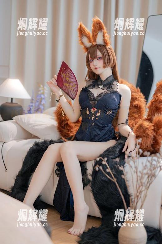 屿鱼的蕾丝，网盘里放着的不止是照片吧，对吧？