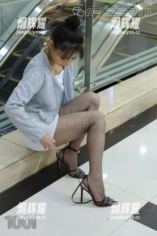 异思趣向 - 暖暖与她的定制红色高跟鞋，您能抵挡这种余晖的诱惑吗？