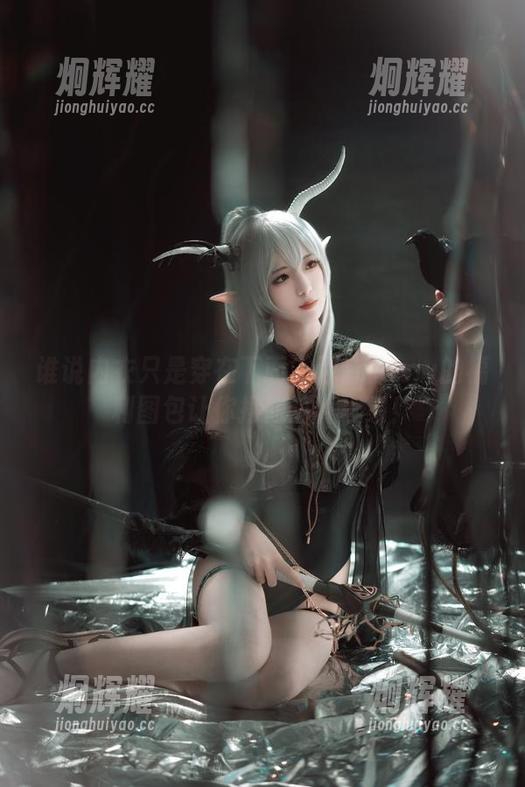 谁说内衣只是穿在下面？弥音音ww的福利图包让你摆脱这种思维！