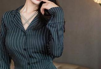 星颜社 – 校服加持下的黎秋秋，套图里的天真与诱惑