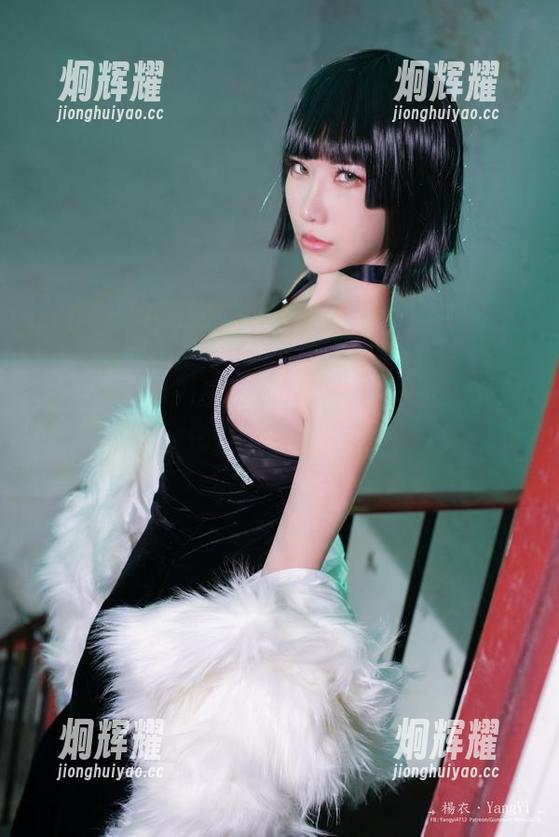 杨衣yangyi白裙，私拍来的仙女，确实也是个调皮的鬼