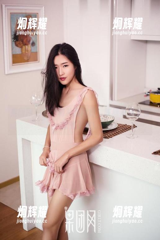 果团网 - 美图和礼服同框，陈雅漫你太有眼光了吧！