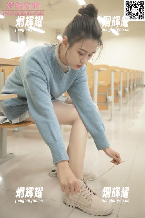 梦丝女神 - 灵唯来了！兔女郎私拍原图，让我想起了哪个动漫角色。
