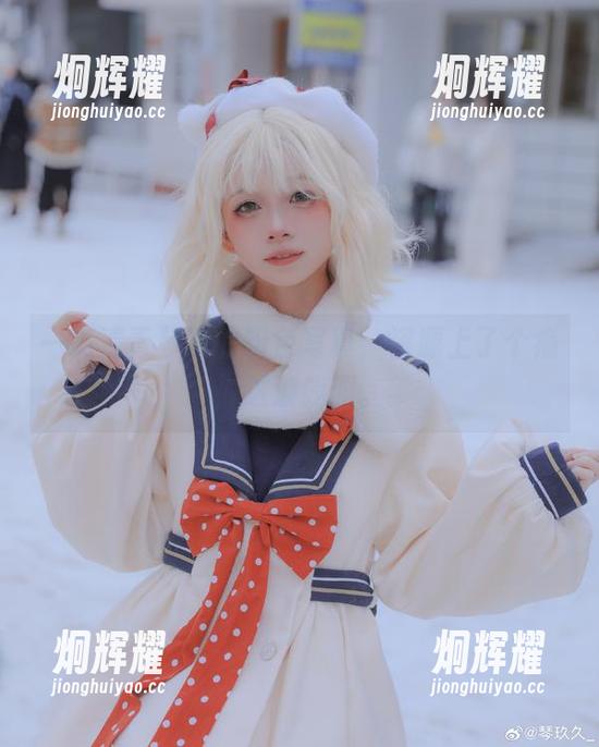 一组清青琴玖的粉色写真，资源上了个瘾，这波我服。