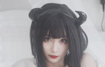 定制写真中的黑暗护士：清颜颜子带你入医馆探险