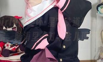 白栎Shirly的崩坏·星穹铁道作品，资源太丰富，脑海里一时半会儿理不清。