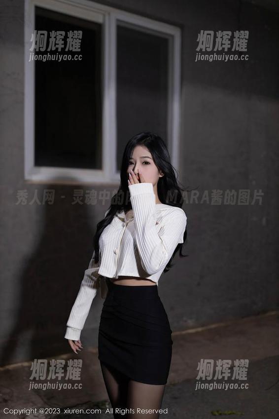 秀人网 - 灵魂中的肉丝：MARA酱的图片分享之旅