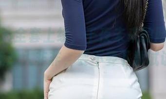 秀人网 – 全套上线，千夜未来的网袜确实让我想入非非，要不要下载试试？