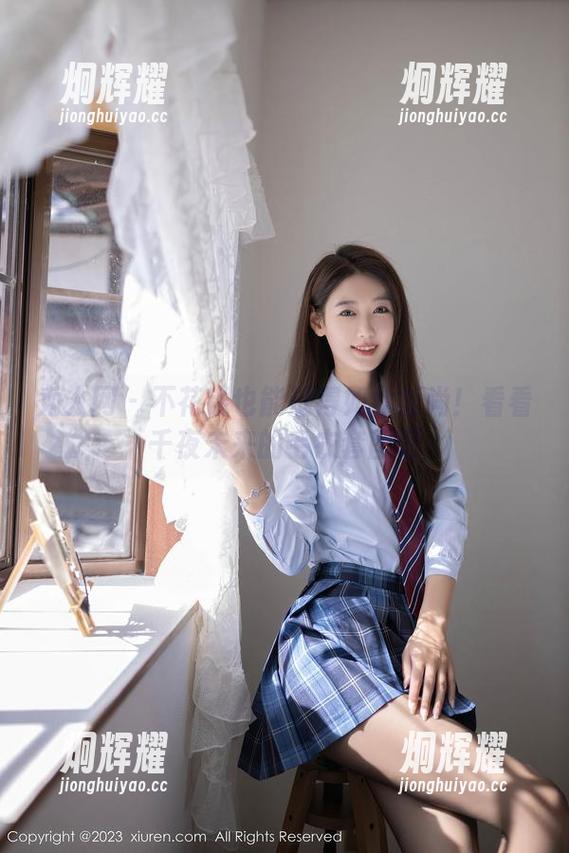 秀人网 - 不花钱也能过得如此时尚！看看千夜未来的毛衣套图吧