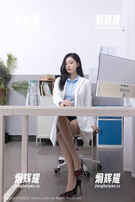 秀人网 - 想看可爱图库？趁热拿铁latte的小资源绝对撩动你的心