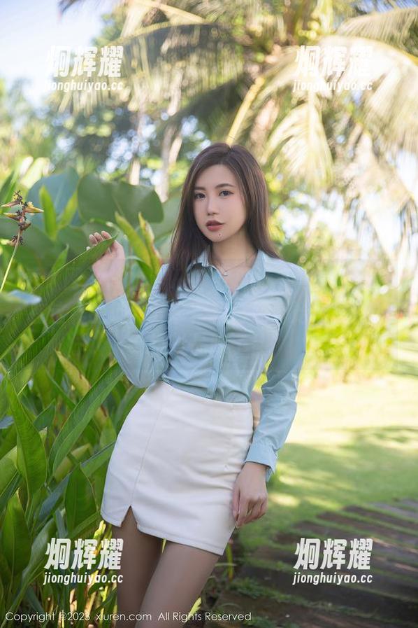秀人网 - 陈雅漫VICKY的泳衣写真，居然在这样的地方分享？我已经开始怀疑她的选址品味了！