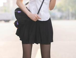 秀人网 – 福利福利，每次看到陈雅漫VICKY的制服，图片都让人想着要给个好评