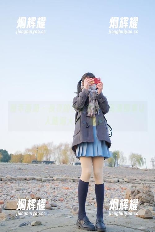 稚乖画册 - 夜夜的白丝女仆，高清图集让人脑洞大开，佩服！