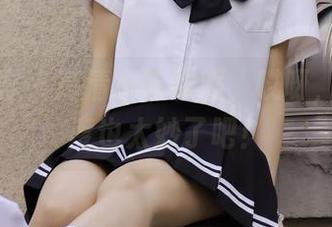 绮梦摄影 – 高清小艺制服，哎呀，这个角度也太妙了吧！